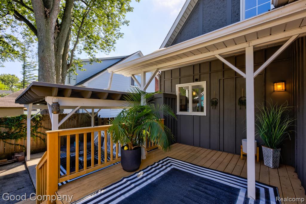 934 Lockwood Road, Royal Oak, MI 48067 — Photo 57