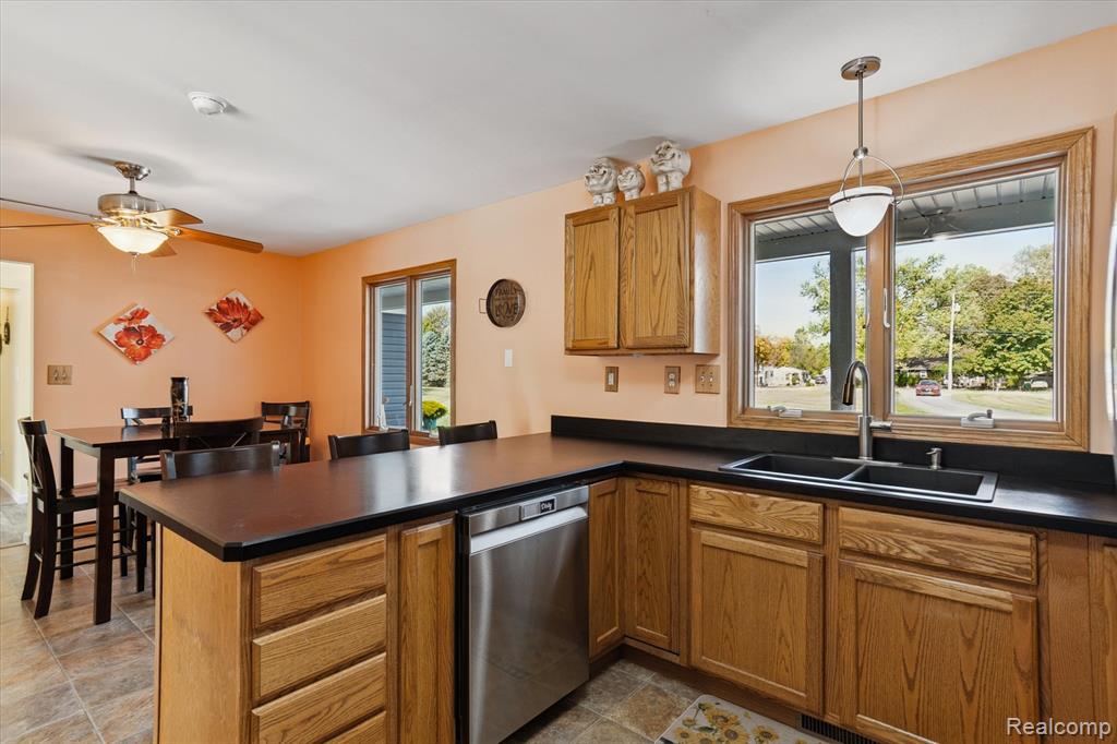 49765 Martz Road, Van Buren, MI 48111 — Photo 13