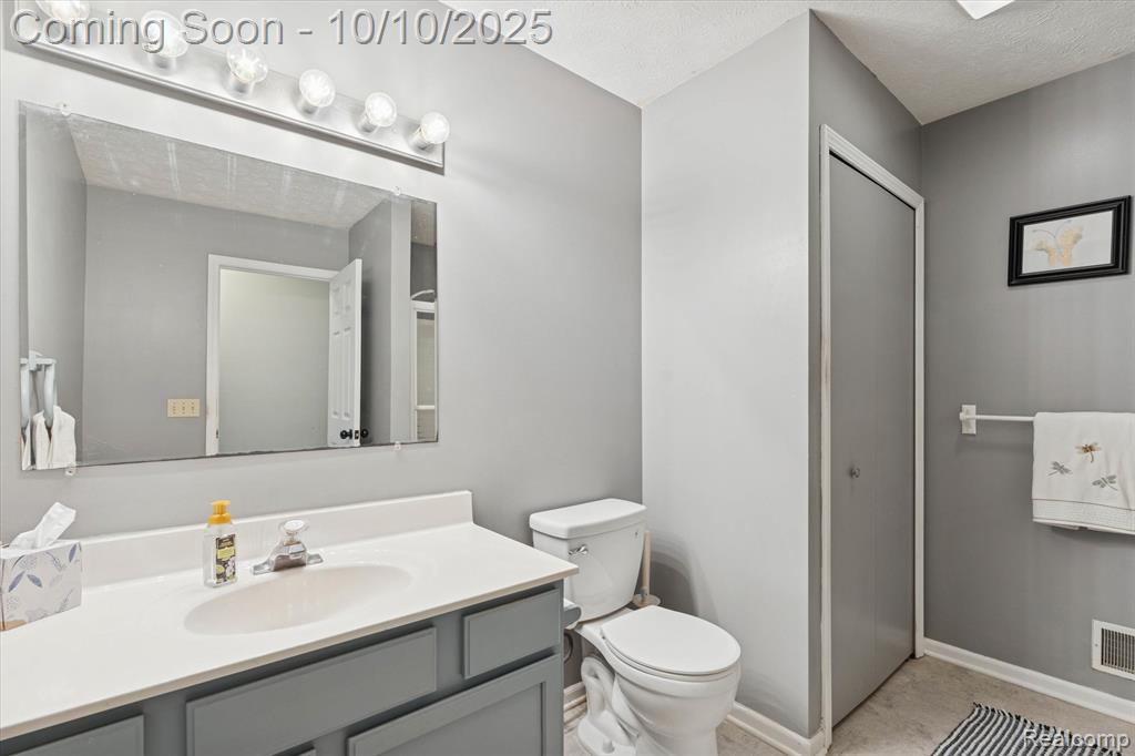 5174 Weller Road, Gregory, MI 48137 — Photo 23