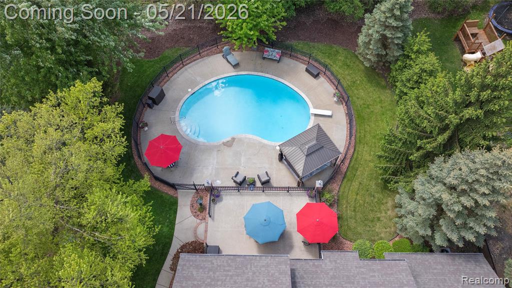 8425 Grays Drive, Grosse Ile, MI 48138 — Photo 3