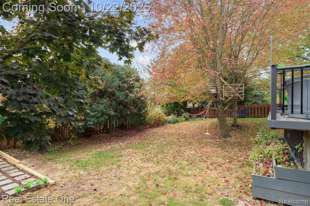 445 Gleneagles Court, Oxford, MI 48371 — Photo 42