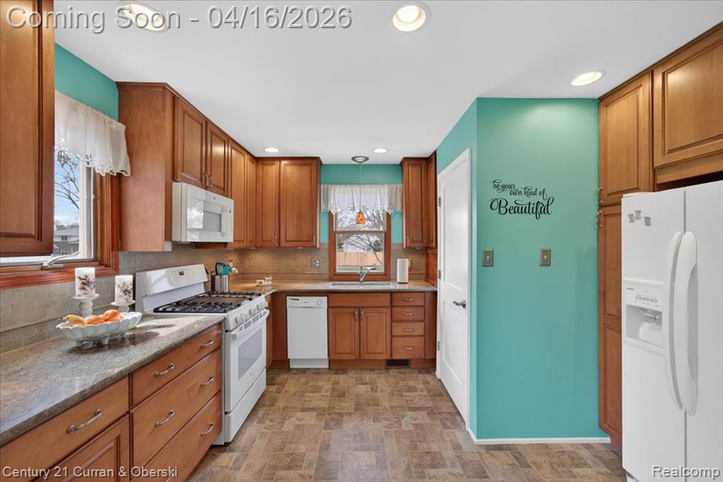 649 Phillips Avenue, Clawson, MI — Photo 15