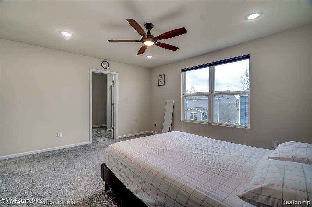6044 FIELDSTONE Circle, South Lyon, MI 48178 — Photo 37