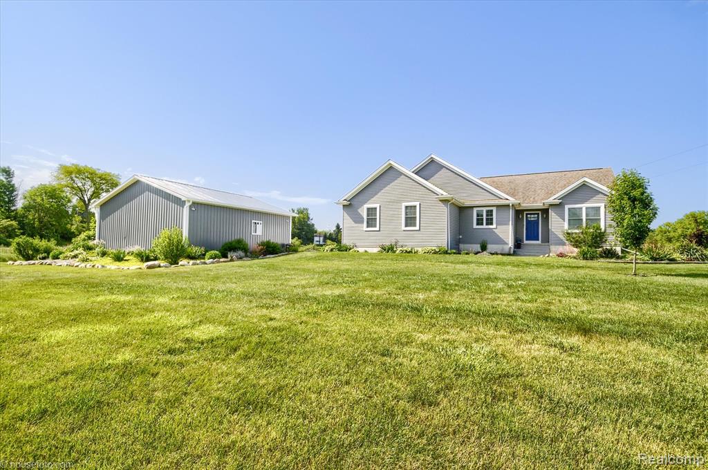 317 N Summers Road, Imlay City, MI 48444 — front exterior