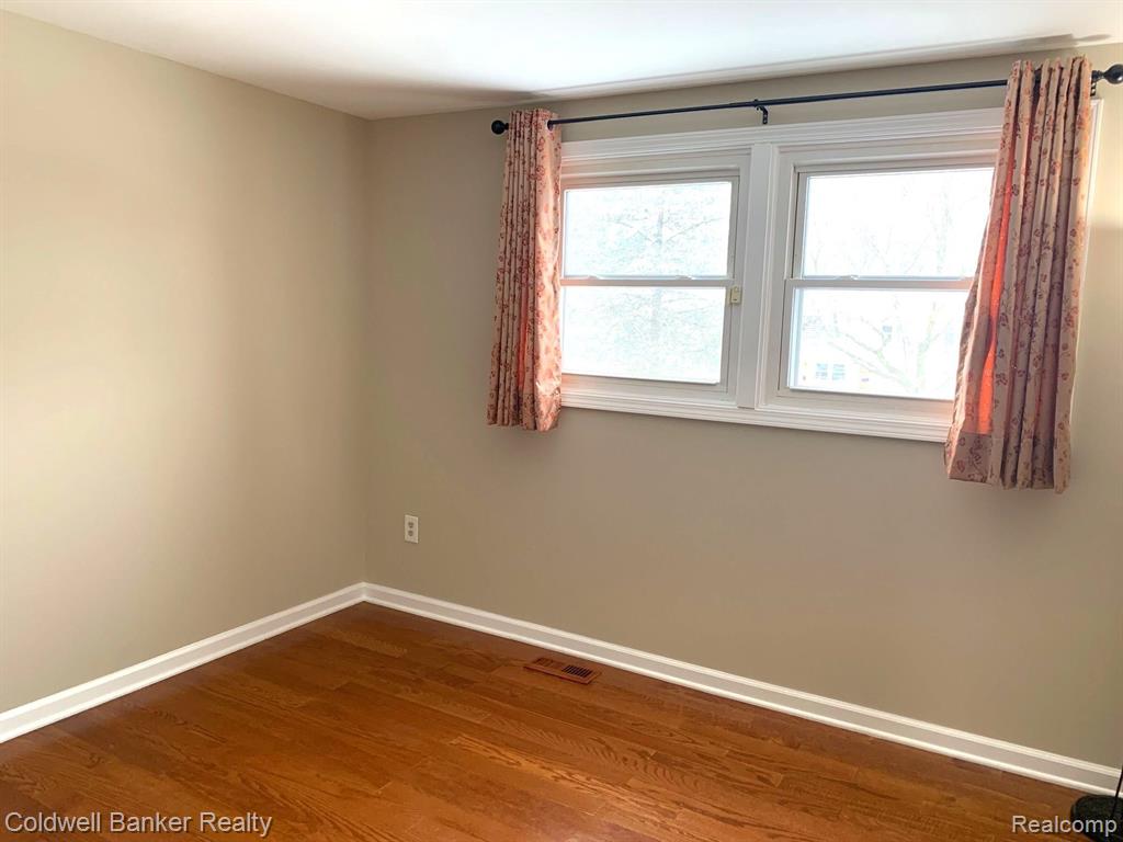 5109 BUCKINGHAM, 403, Troy, MI 48098 — Photo 10