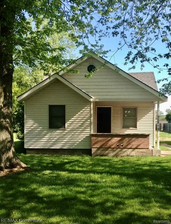 37546 Palmer Road, Westland, MI 48186