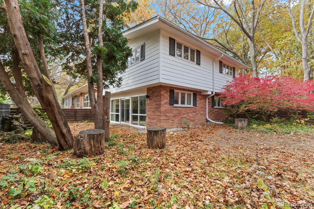 4966 Whispering Pine Lane, Bloomfield Hills, MI 48302 — Photo 41