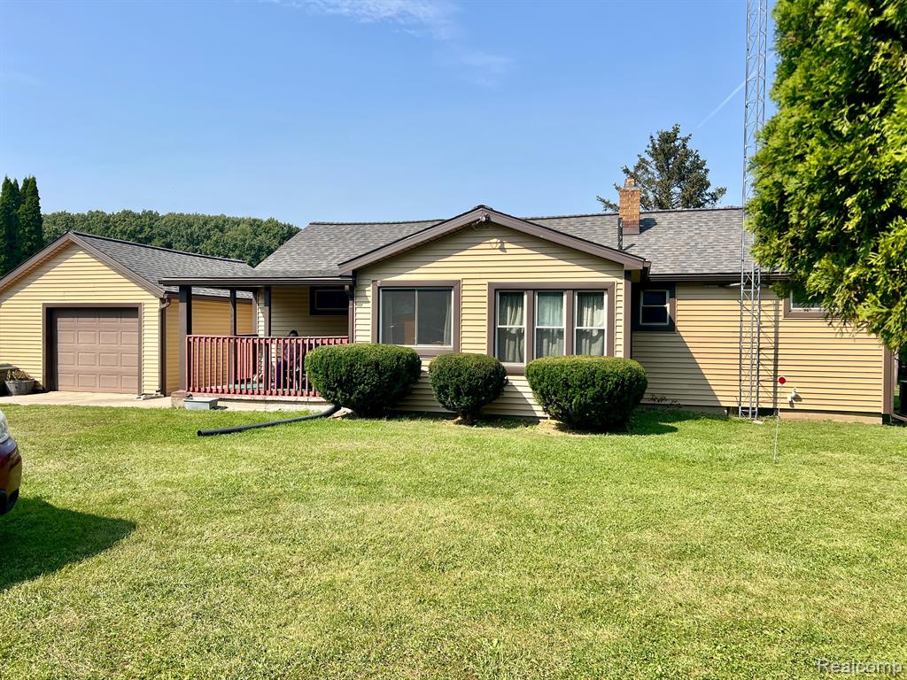 5589 CLEAR LAKE Road, North Branch, MI 48461 — Photo 12