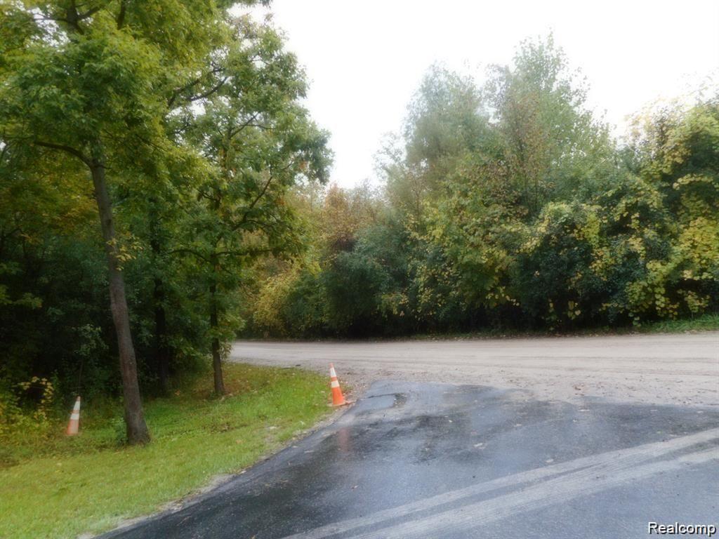 6400 WARREN Road - Photo 3