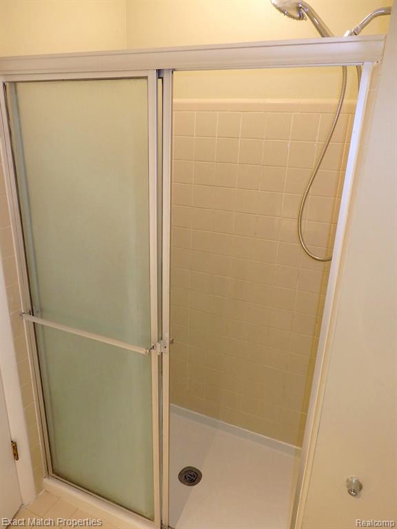 4411 Laurel Club Circle, West Bloomfield, MI 48323 — Photo 28