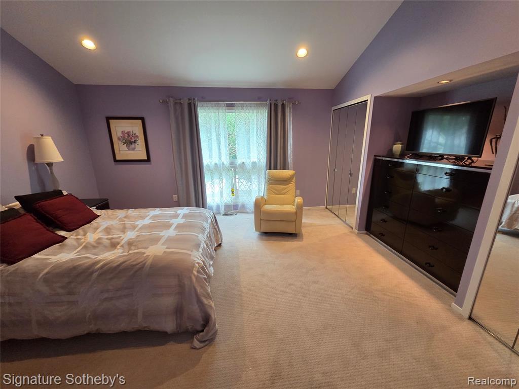5274 Simpson Lake Road, West Bloomfield, MI 48323 — Photo 26