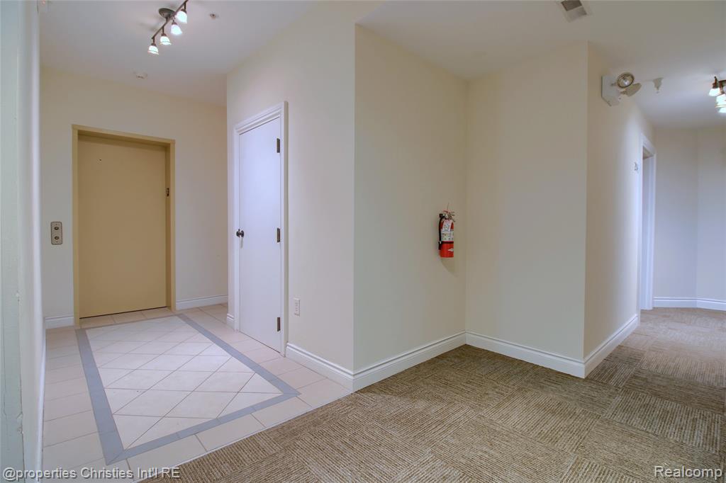 730 Penniman Avenue, 5, Plymouth, MI 48170 — Photo 5