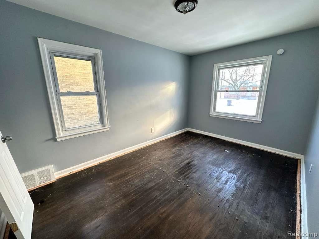 8685 Vaughan Street, Detroit, MI 48228 — Photo 8