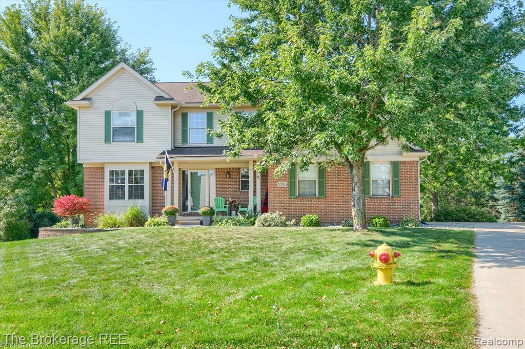 8380 Hunt Club Court, Grand Blanc, MI 48439 — front exterior