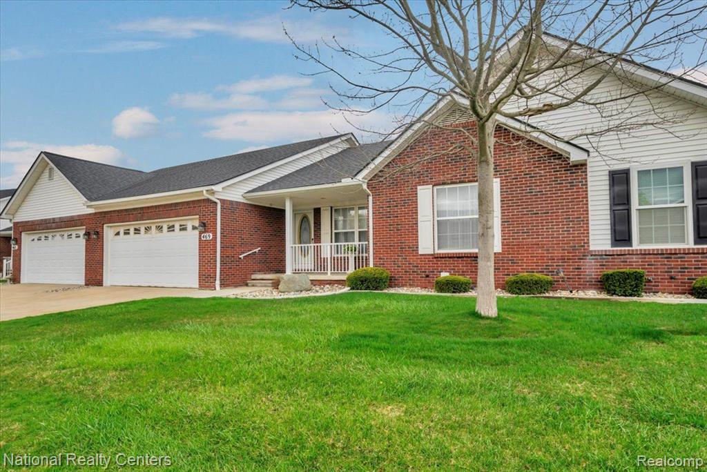 469 HARVARD Drive, Romeo, MI 48065 — Photo 2