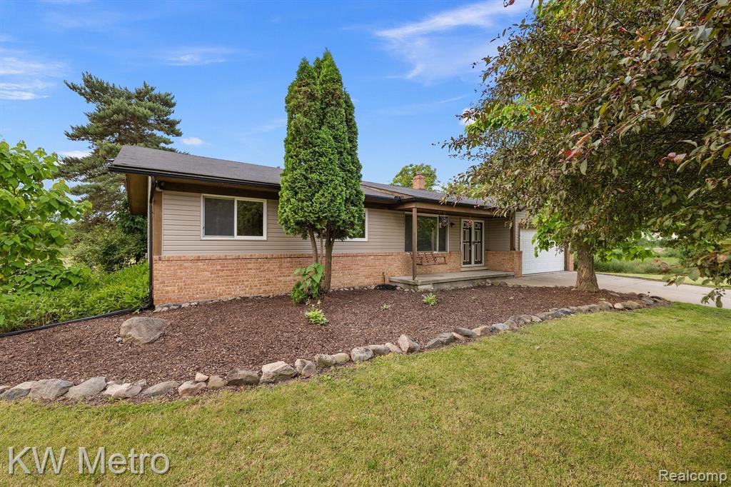 15183 YALE Road, Lynn, MI 48097 — Photo 2