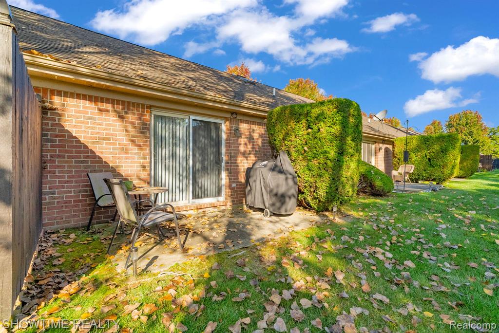 51118 Courtyard Drive, Chesterfield, MI 48047 — Photo 29