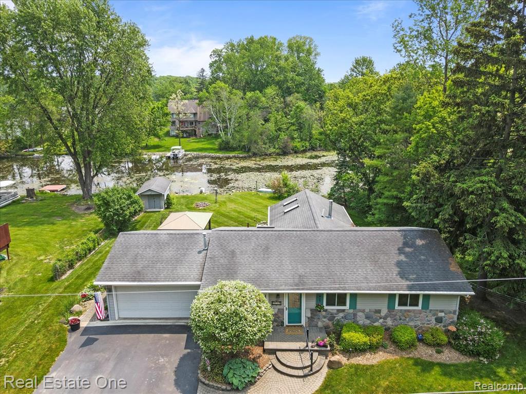 5900 Wellington Drive, Clarkston, MI — Photo 18