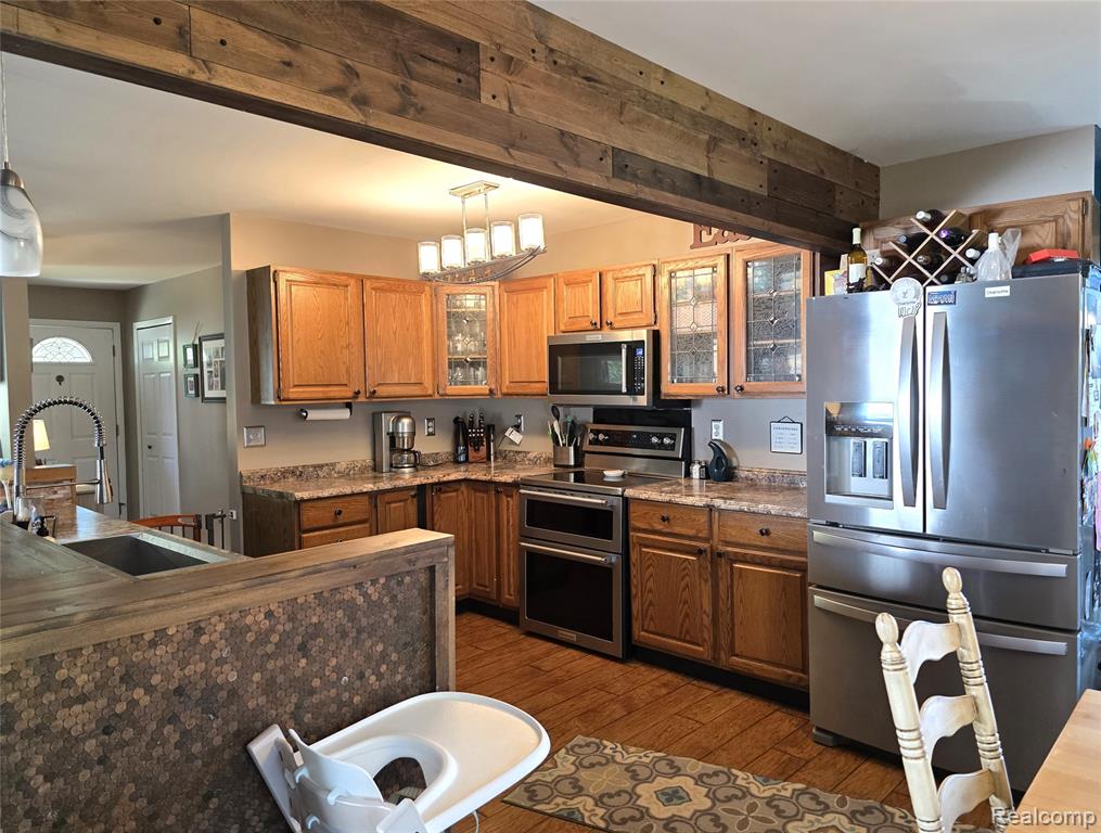 397 University Avenue, South Lyon, MI 48178 — Photo 9