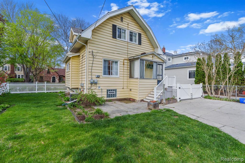 34 Sylvan Avenue, Pleasant Ridge, MI — Photo 25