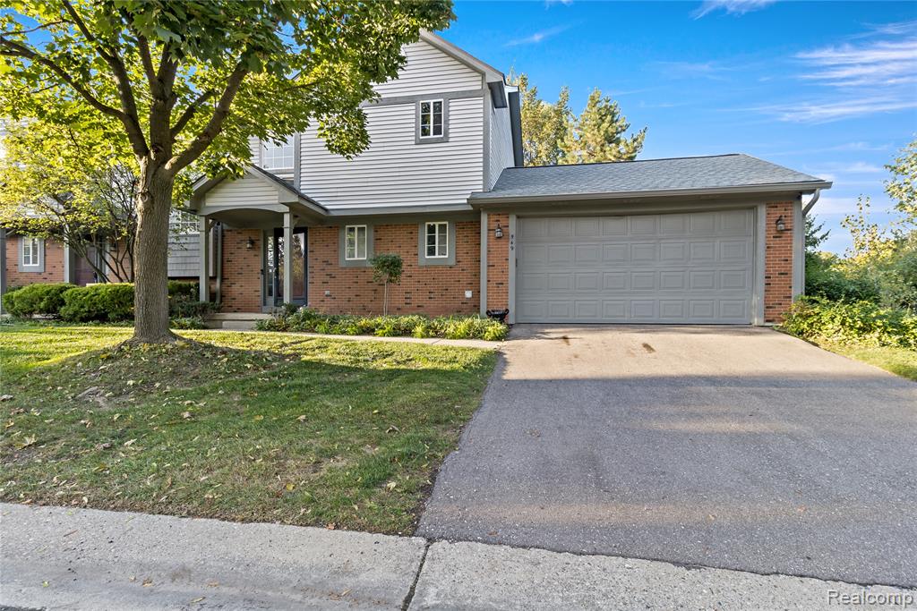 549 Winwood Court, Walled Lake, MI 48390 — Photo 2