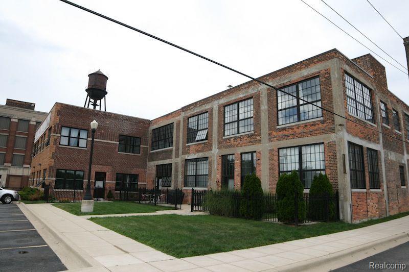 5766 TRUMBULL Street, Detroit, MI 48208 — Photo 29