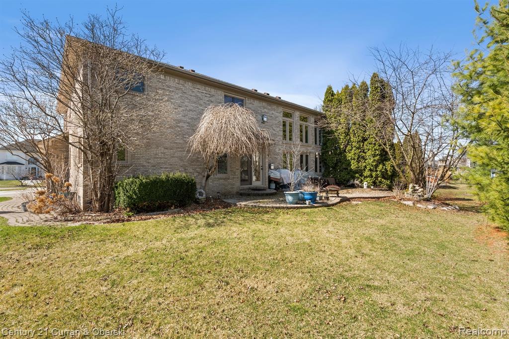 50580 MEANDER Drive, Macomb, MI 48042 — Photo 33