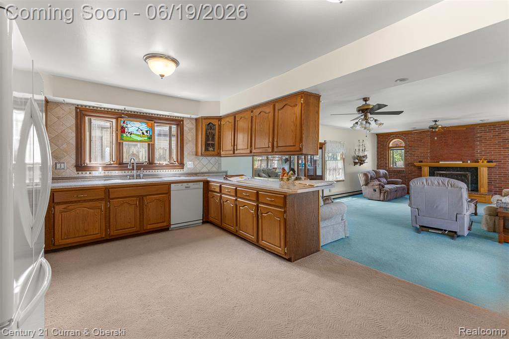 23312 E Fairway Drive, Trenton, MI 48183 — Photo 12