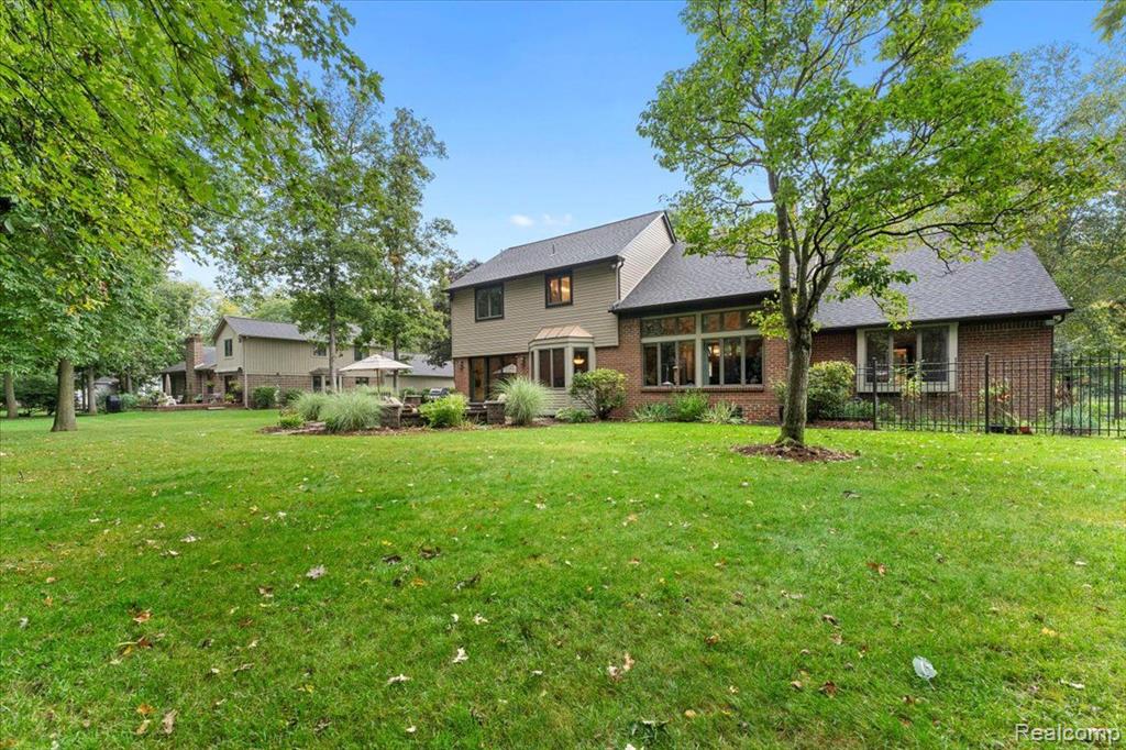 8707 VOIGT Avenue, Grosse Ile, MI 48138 — Photo 63