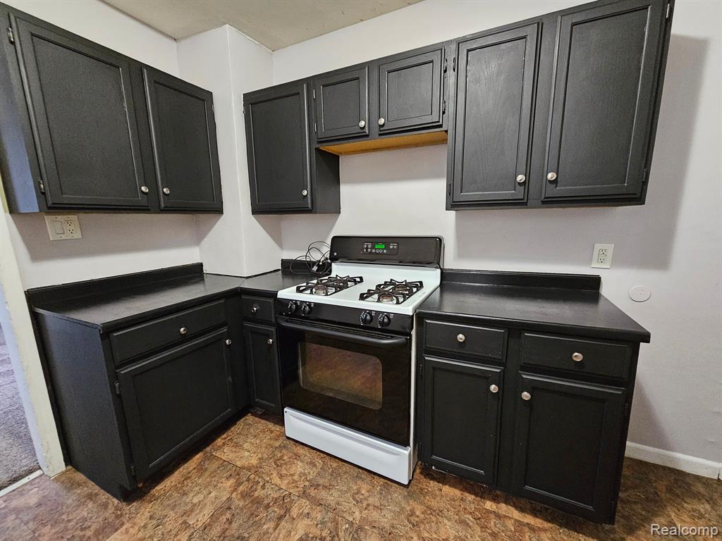 7544 PROSPECT Avenue, Warren, MI 48091 — Photo 6