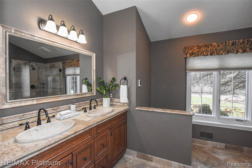 8868 Solitude Drive, Brighton, MI 48116 — Photo 29
