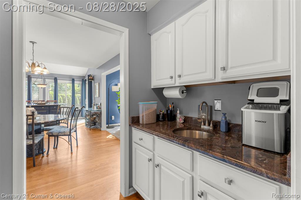 7270 Wadebridge Drive, Canton, MI 48187 — Photo 23