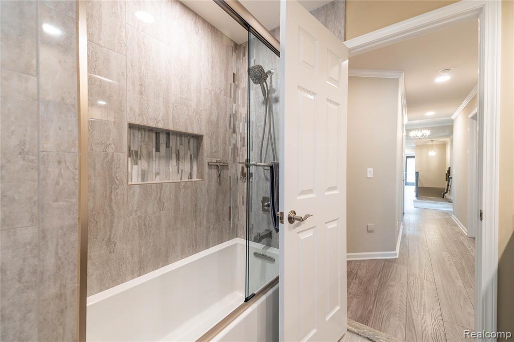 9158 Manchester Boulevard, Grosse Ile, MI 48138 — Photo 27