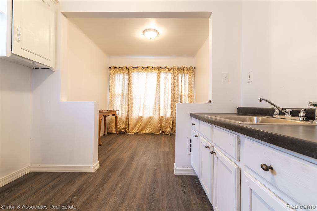 9012 Pierson Street, Detroit, MI 48228 — Photo 14