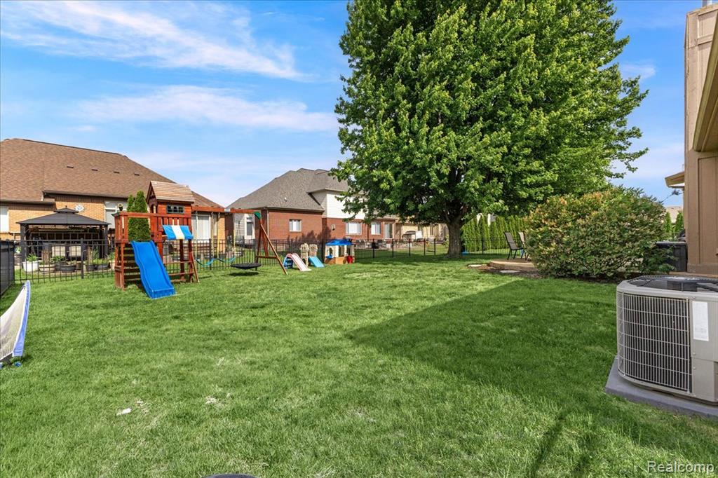 51965 Sequoya Drive, Macomb, MI 48042 — Photo 36