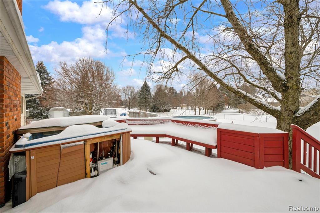 9416 Wildwood Lake Drive, Whitmore Lake, MI 48189 — Photo 26