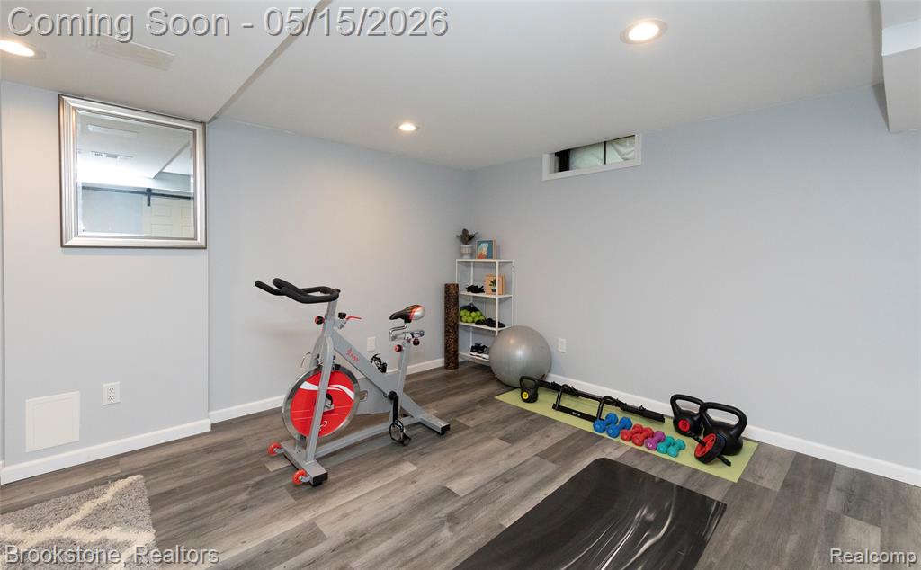 42088 Greenwood, Canton, MI 48187 — Photo 39