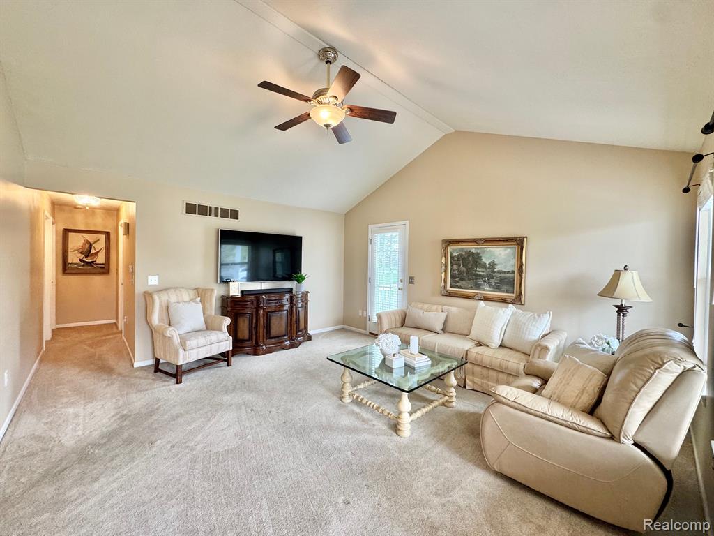 6349 Kings Court, Flushing, MI 48433 — Photo 14