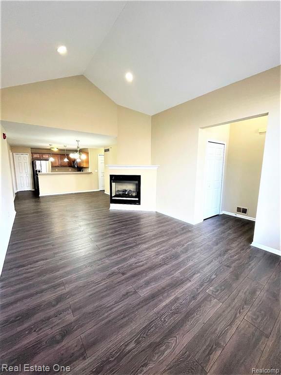 4103 CAMERON Circle, Walled Lake, MI 48390 — Photo 3