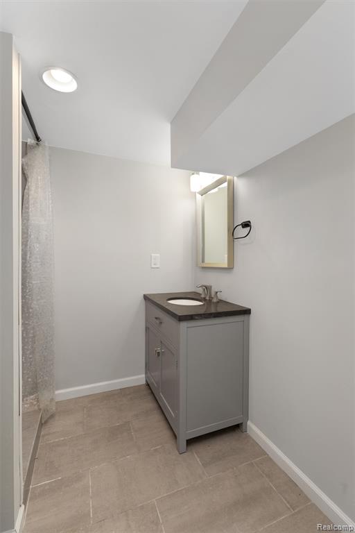 3221 Shenandoah Drive, Royal Oak, MI, 48073