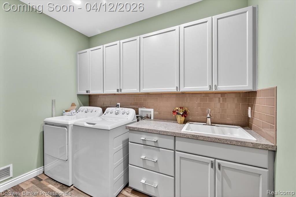 13103 Harborview Drive, Linden, MI 48451 — Photo 29