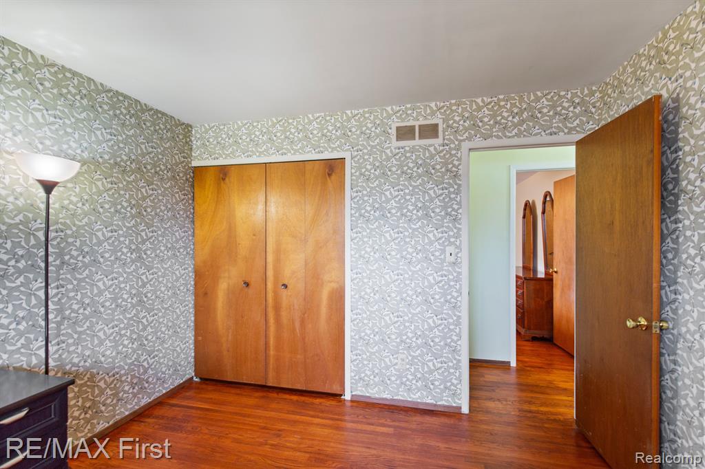 5848 MERRIMAN Road, Garden City, MI — Photo 14