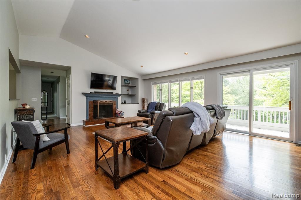 11207 PATTY ANN Lane, Romeo, MI 48065 — Photo 12