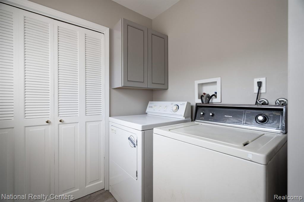 40960 MOORINGSIDE, Novi, MI — Photo 21