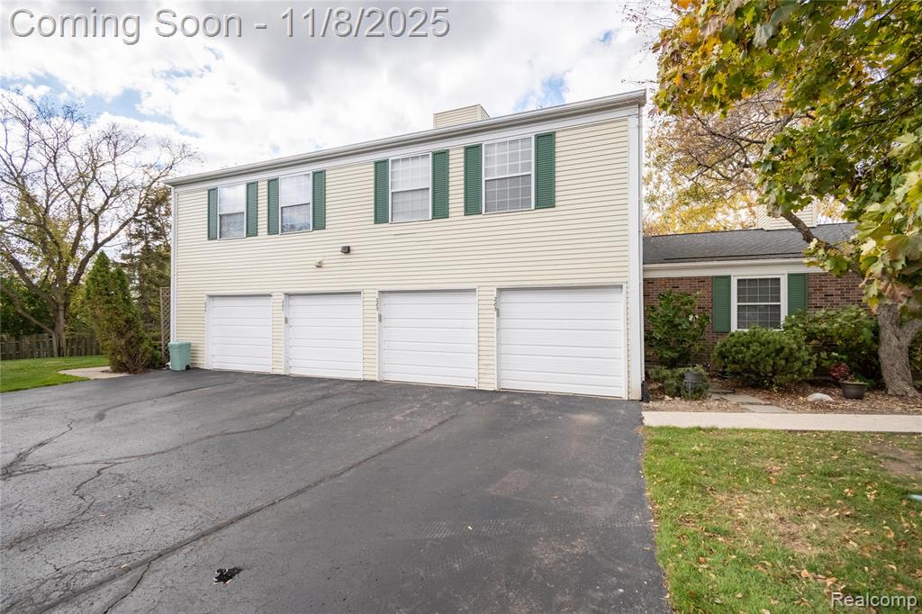 285 Inlet Court, Walled Lake, MI 48390 — Photo 27