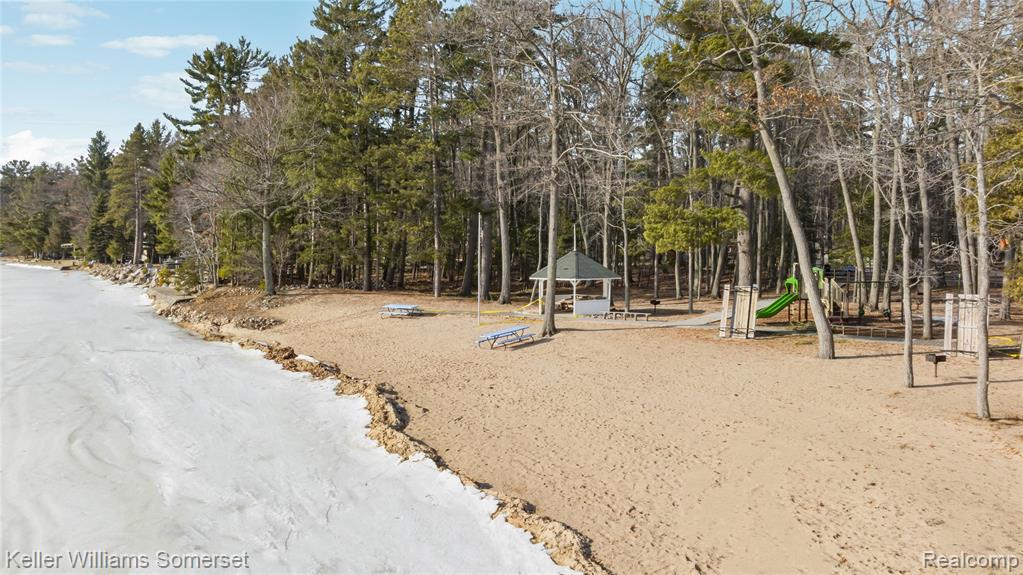 208 Hitchcock Avenue, Roscommon, MI 48653 — Photo 59