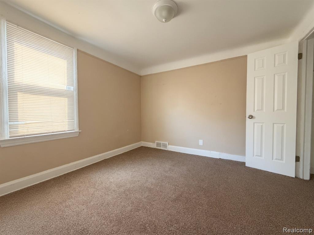 9161 Lakepointe Street, Detroit, MI 48224 — Photo 4