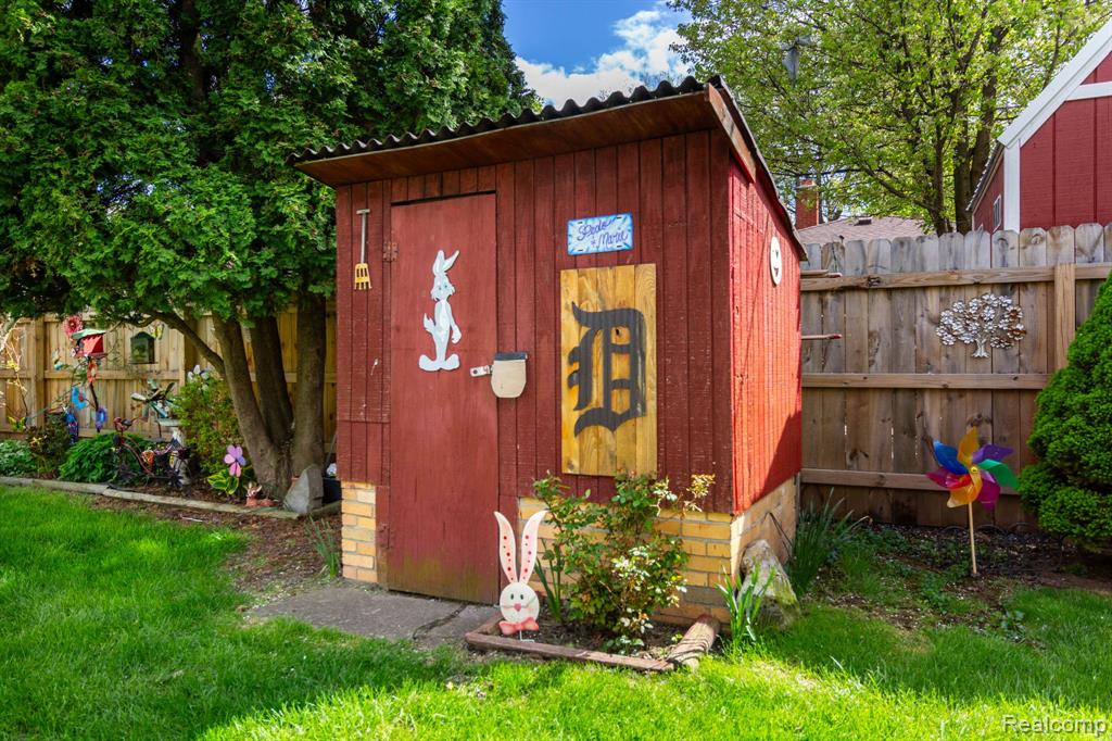 509 Cleophus Parkway, Lincoln Park, MI 48146 — Photo 20