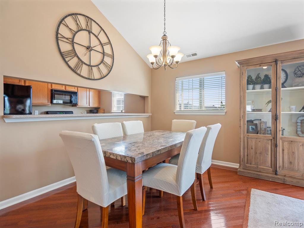 23050 FAIRLANE Boulevard, B 16, Woodhaven, MI 48183 — Photo 7