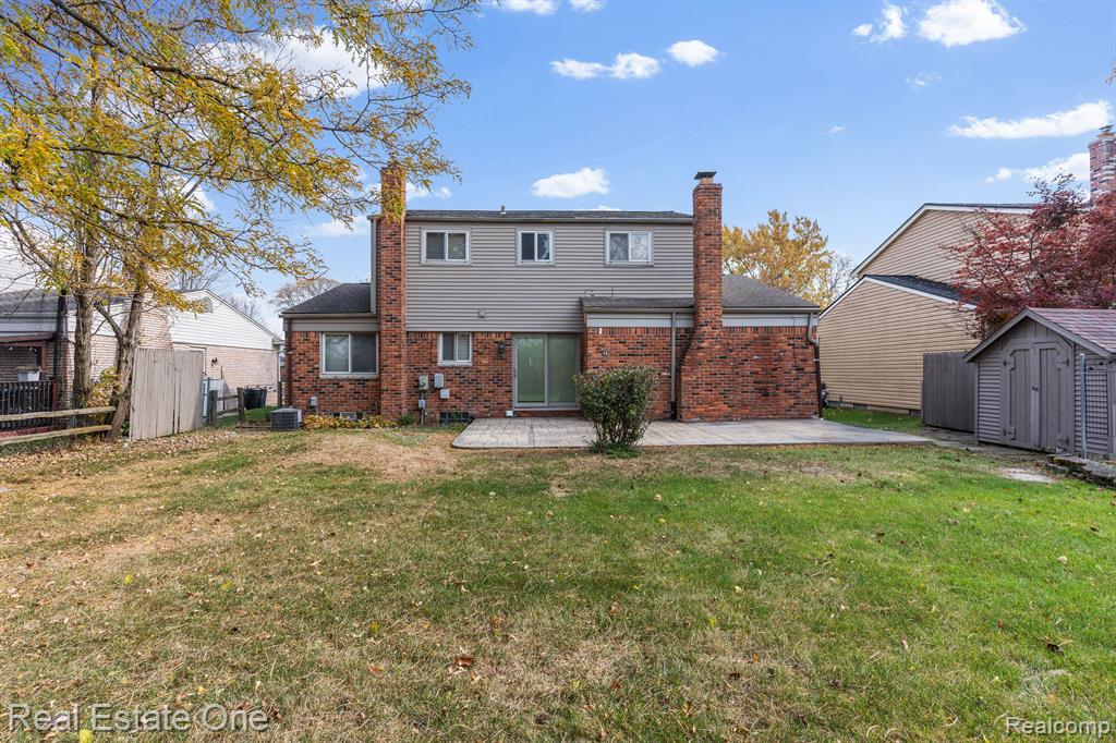 6055 PORTERIDGE Lane, Canton, MI 48187 — Photo 18